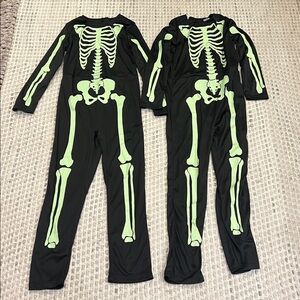 2 Glow in the dark skeleton costume size 7/8